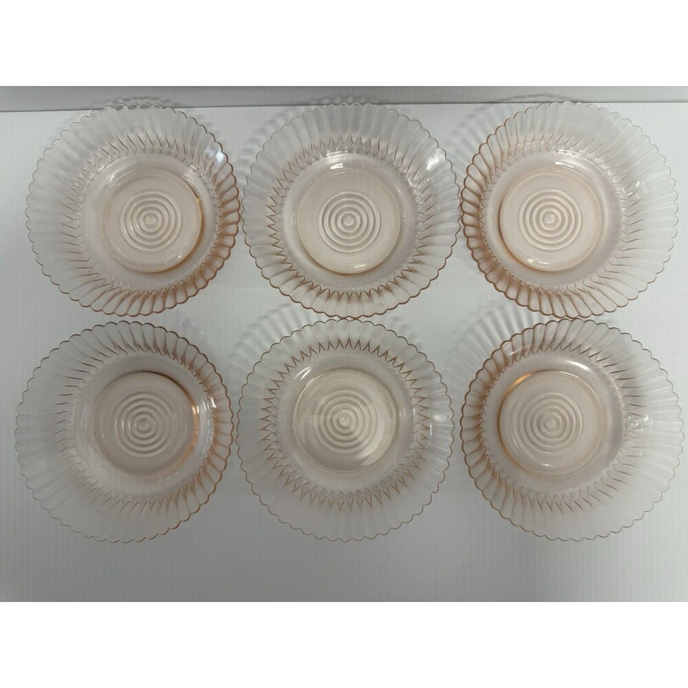 Vintage Macbeth Evans Depression Glass Pink Petalware 5 1/2" Bread Dessert Plate